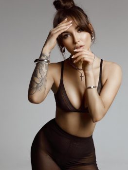 Valeria photo 2