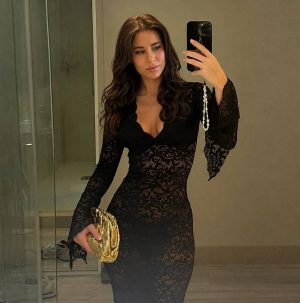 Elise photo 10